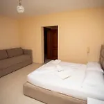 Sunrise Hotel Golem (Tirana)
