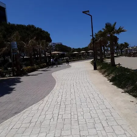 Hotel Sunrise Golem (Tirana)