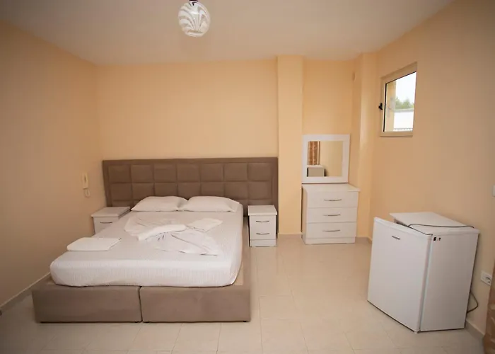 Hotel Sunrise Golem (Tirana)