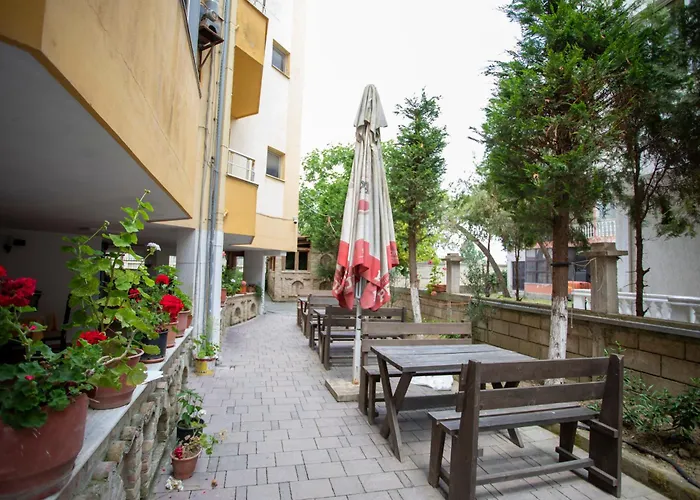 Sunrise Hotel Golem (Tirana)