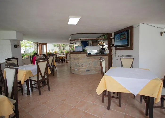 Hotel Sunrise Golem (Tirana)