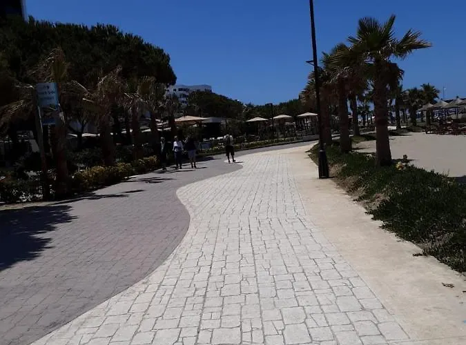 Hotel Sunrise Golem (Tirana)